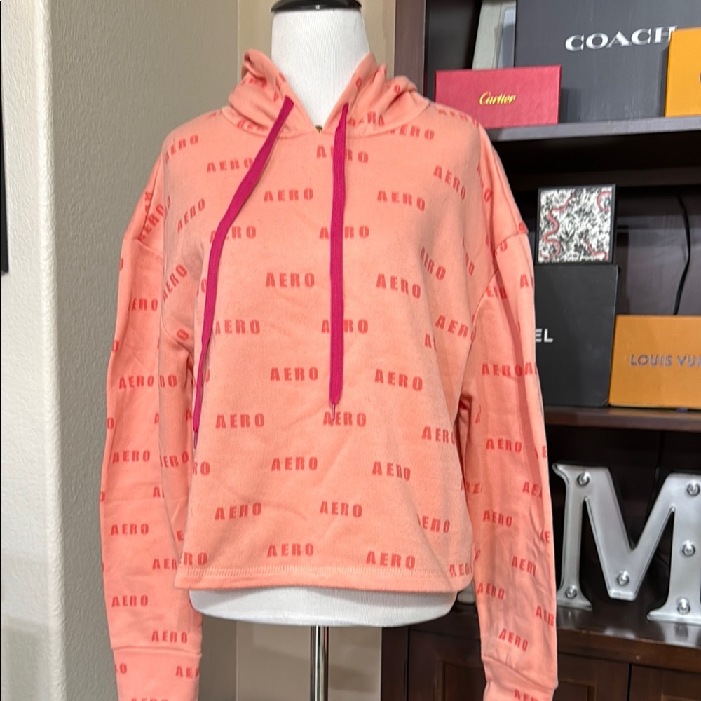 Aero Peach Hoodie with Pink AccentsEUC size xl